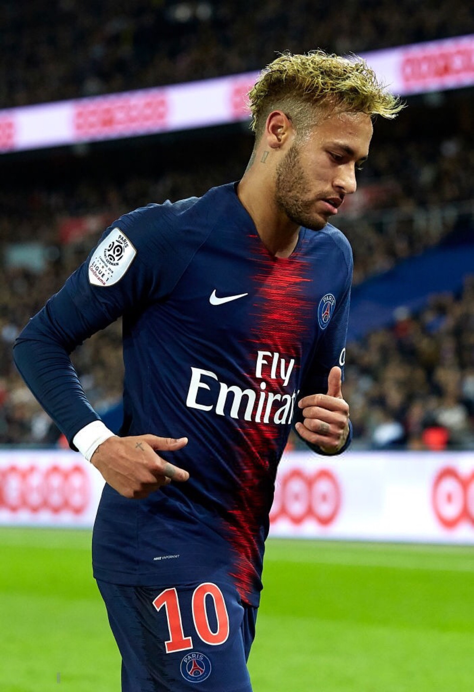 姆本扎：我和铁人签了两年合同，下赛季在中超继续为铁人效力