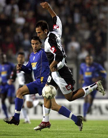 邦本宜裕回应续约传闻：我非常希望代表辽宁铁人继续征战中超（邦本宜裕谈续约传闻：盼继续为辽宁铁人征战中超）