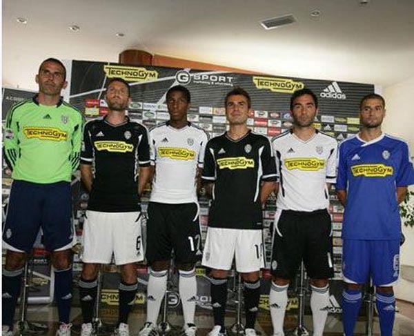 意杯-图拉姆梅开二度皮奥博尼破门 国米5-1威尼斯晋级